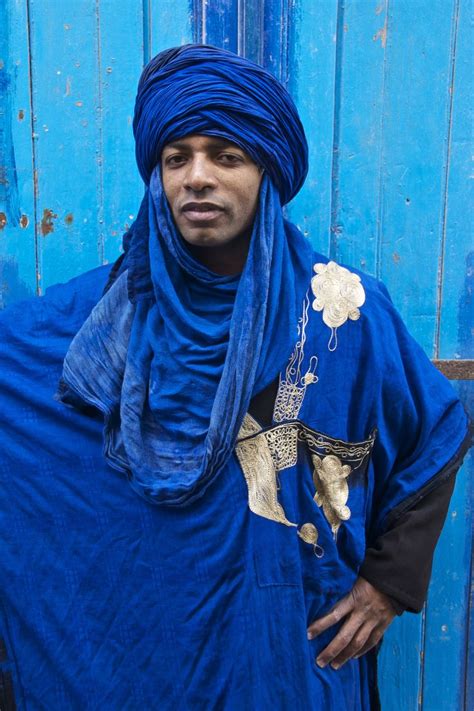 Berber Man in Blue, Essaouira | Morocco fashion, African people, Tuareg ...