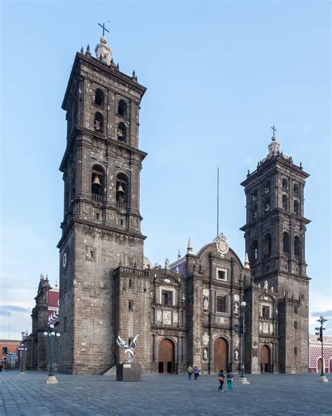 Puebla Cathedral. ️ Discover Online ️