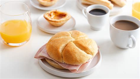 What A Typical Breakfast Looks Like In Portugal