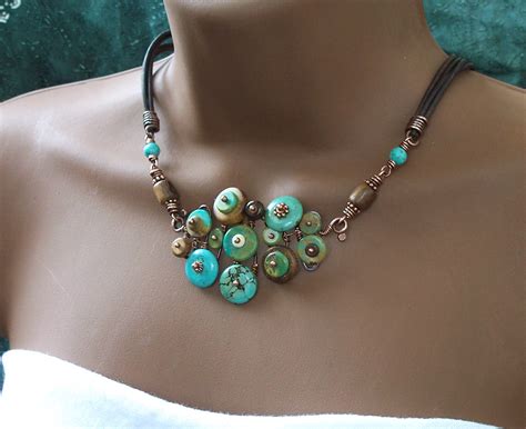 turquoise buttons necklace 012 | Keirsten Giles | Flickr