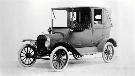 Who Invented the First Car & When Was it Made? (Automobile History ...