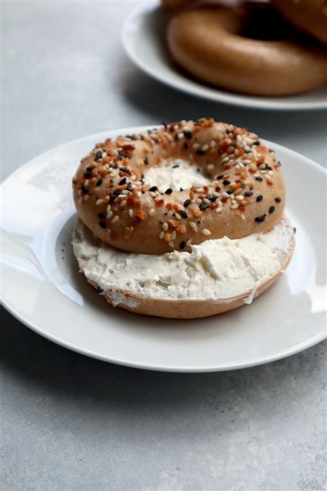 3 ingredient whole grain bagels | cait's plate