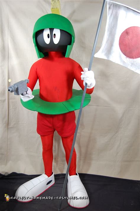 Coolest DIY Marvin The Martian Halloween Costume