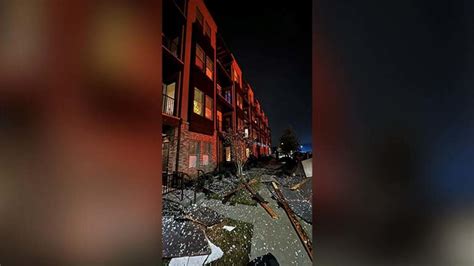 'We Heard A Big Boom' Explosion Destroys North Arlington Townhome - CBS DFW