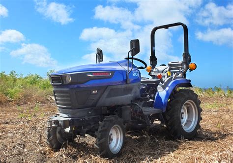 Compact Electric Tractor (CET) — Solectrac