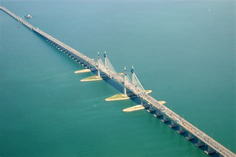 File:Penang Bridge in extension.jpg - Wikimedia Commons