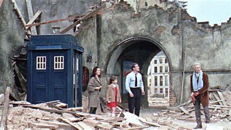 Peter Cushing as Doctor Who in Daleks’ Invasion Earth: 2150 A.D ...