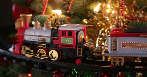 Train Around Christmas Tree Video 2021