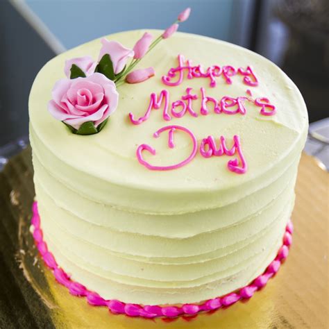 Bakery Cakes (With images) | Bakery cakes, Mothers day cake, Cake ...