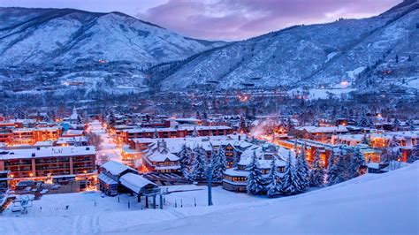 Download Ski Houses Aspen Colorado Wallpaper | Wallpapers.com