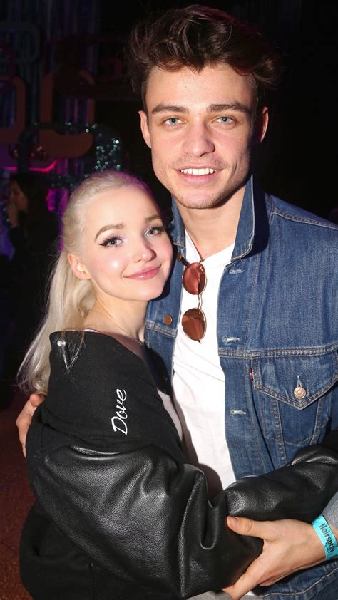 Dove Cameron Says She's Going to Marry Boyfriend Thomas Doherty - E ...