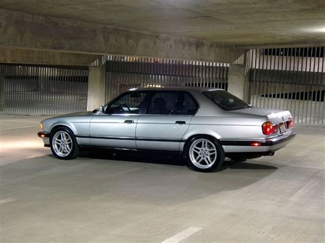 bmw-7-series-e32-02 | Классические автомобили, Автомобили, Серии бмв