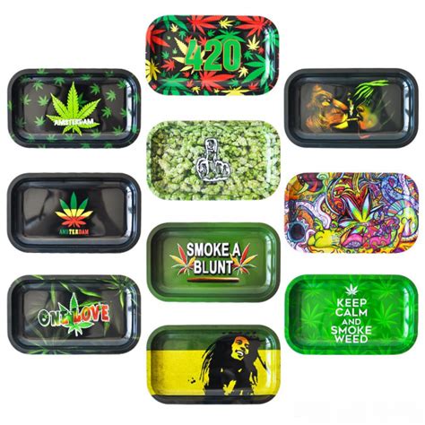 Assorted Designs Mini Rolling Tray (1 count) - Accessories