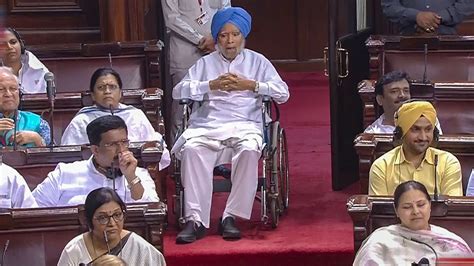 Netizens hail Manmohan Singh, as he attends Rajya Sabha session on ...