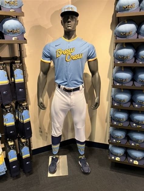 Brewers City Connect jerseys have arrived - WTMJ