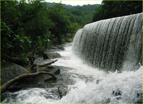 TOURIST ATTRACTIONS IN CHALAKUDY | TOURIST DESTINATIONS IN TRISSUR ...