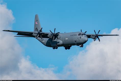 08-8602 United States Air Force Lockheed C-130 Hercules Photo by Daniel ...