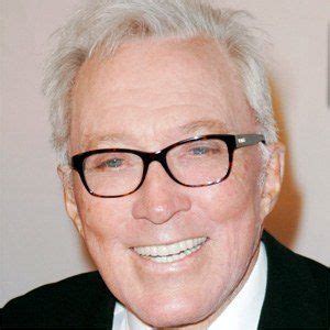 Andy Williams - Trivia, Family, Bio | Famous Birthdays