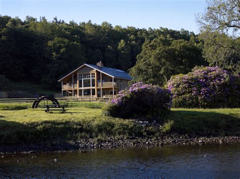 Ness Castle Lodges | Visit Inverness Loch Ness