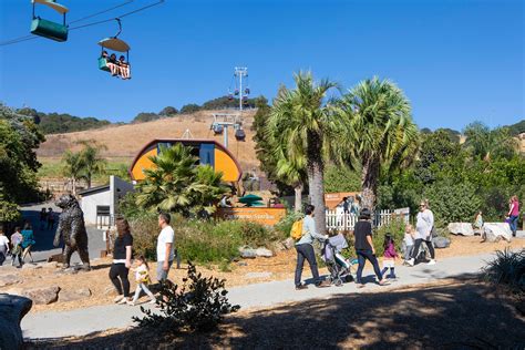 California Trail at the Oakland Zoo by Noll & Tam Architects | Museums