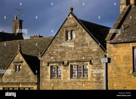 broadway village cotswolds worcestershire Stock Photo - Alamy