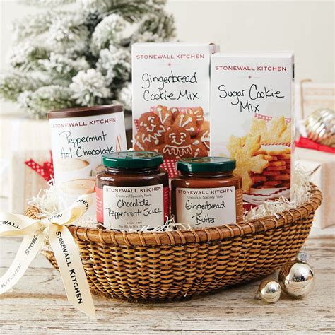 9 Gourmet Gift Baskets for the Food Lovers on Your Nice List | Brit ...