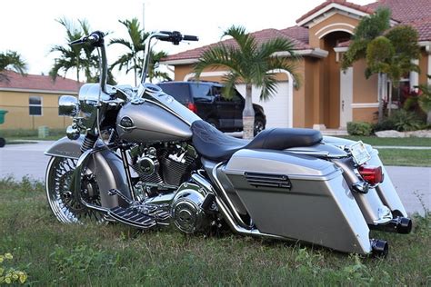 Road king | Road king, Custom baggers, Harley davidson bikes