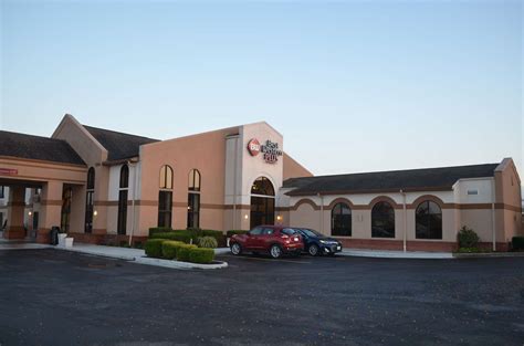 Best Western Plus Sikeston Hotel, MO - See Discounts