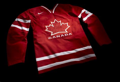 Hockey Canada Unveils Team Canada's 2010 Olympic and Paralympic Jersey ...