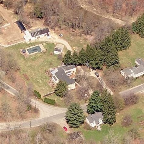 Rachel Maddow's House in Cummington, MA (Google Maps)