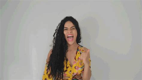 Elana, do BBB19, consegue 1,1 milhões de seguidores em rede social ...