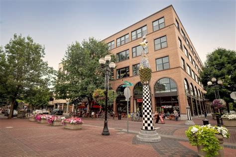 Downtown Eugene Oregon editorial image. Image of street - 45403600