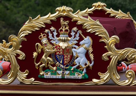 What would be in your coat of arms? A heraldic designer reveals how the ...