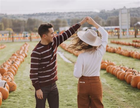 Pumpkin Patch Photoshoot Ideas for Couples - Megan Acuna