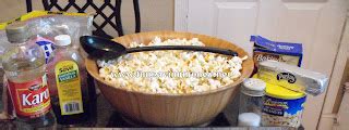 Homemade Cracker Jack Popcorn Recipe-Mom Luck