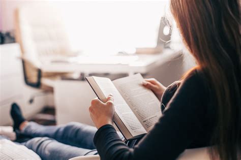 Girl Reading