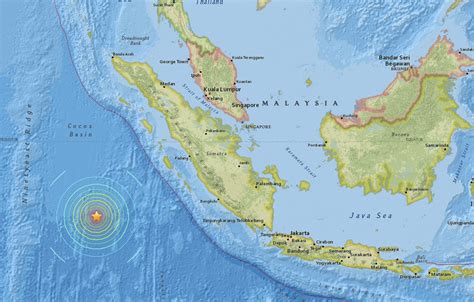 Powerful earthquake strikes off Indonesia; tsunami warning lifted ...