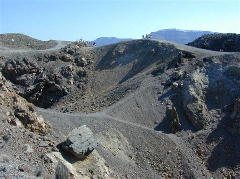 Researchers home in on Thera volcano eruption date - Classicult