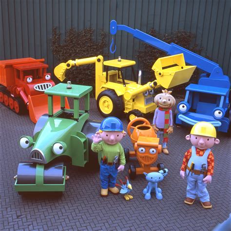 Vehicles and costumes for Bob the Builder Live What's Trending ...