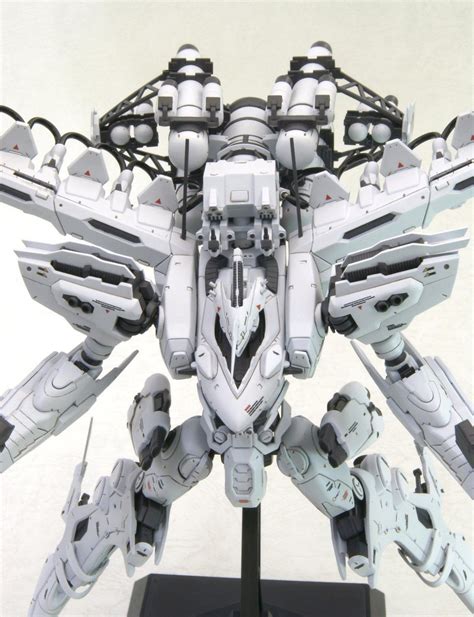 Kotobukiya - Armored Core Fine Scale Model Kit 1/72 White Glint & V.O.B ...