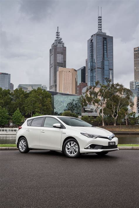 Toyota Corolla Hybrid – an Auris Hybrid for Australia Toyota Corolla ...