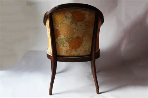 Vintage Barrel Back Side Chair | EBTH