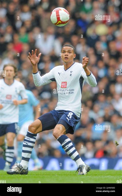 Tottenham Hotspur Jermaine Jenas Stock Photo - Alamy