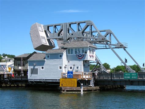 Mystic River Bascule Bridge, Mystic, Connecticut, USA - Heroes Of Adventure