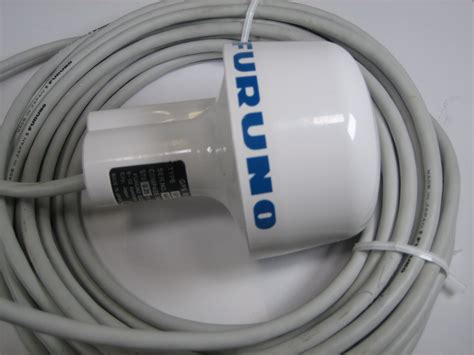 Furuno GP-320B GPS ANTENNA FOR Navnet VX1 VX2 3D - TESTED - Max Marine ...