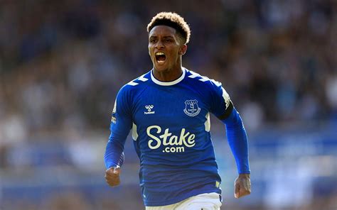 What national team does Demarai Gray play for? Is Demarai Gray Jamaican ...