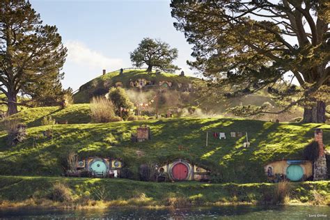 What It's Like to Visit the Real Hobbiton in New Zealand - Eat Drink ...