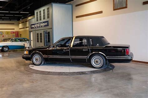 1991 Lincoln Town Car Presidential Black for sale