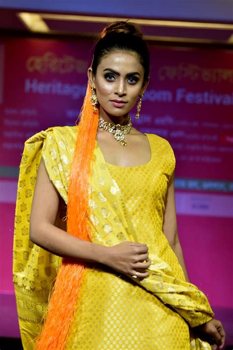 Traditional Bangladeshi Fashion at Heritage Handloom Festival