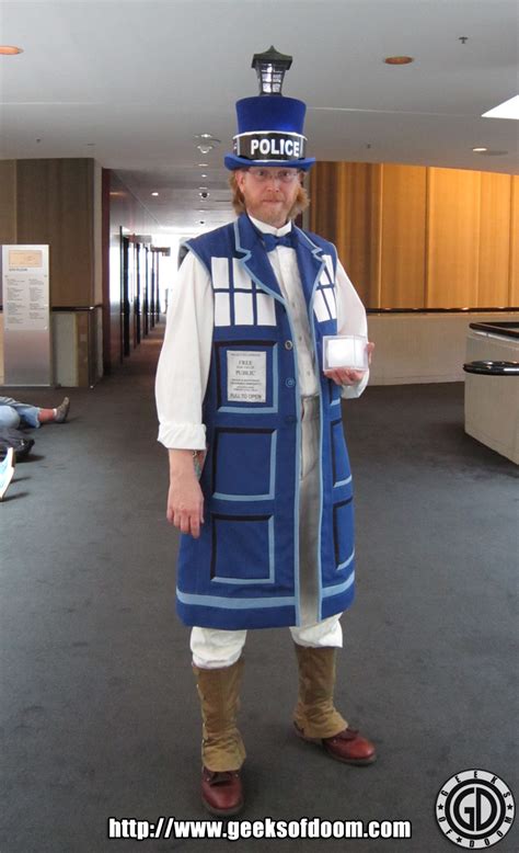 Tardis costume | Tardis costume, Doctor who cosplay, Costumes